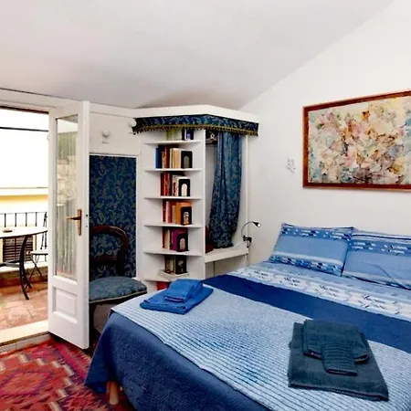 Casa Perni Holiday home *